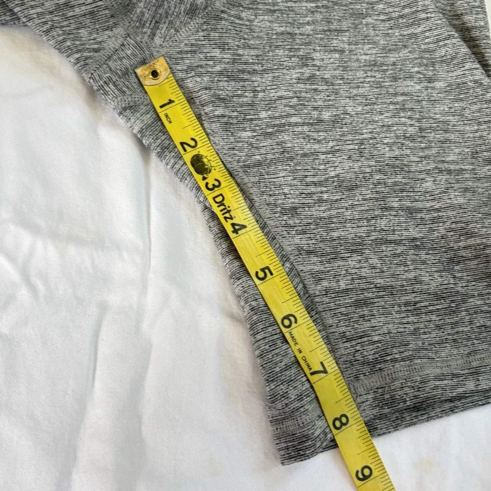 Old Navy Active Womens High-Rise Biker Shorts Gray Small Go Dry